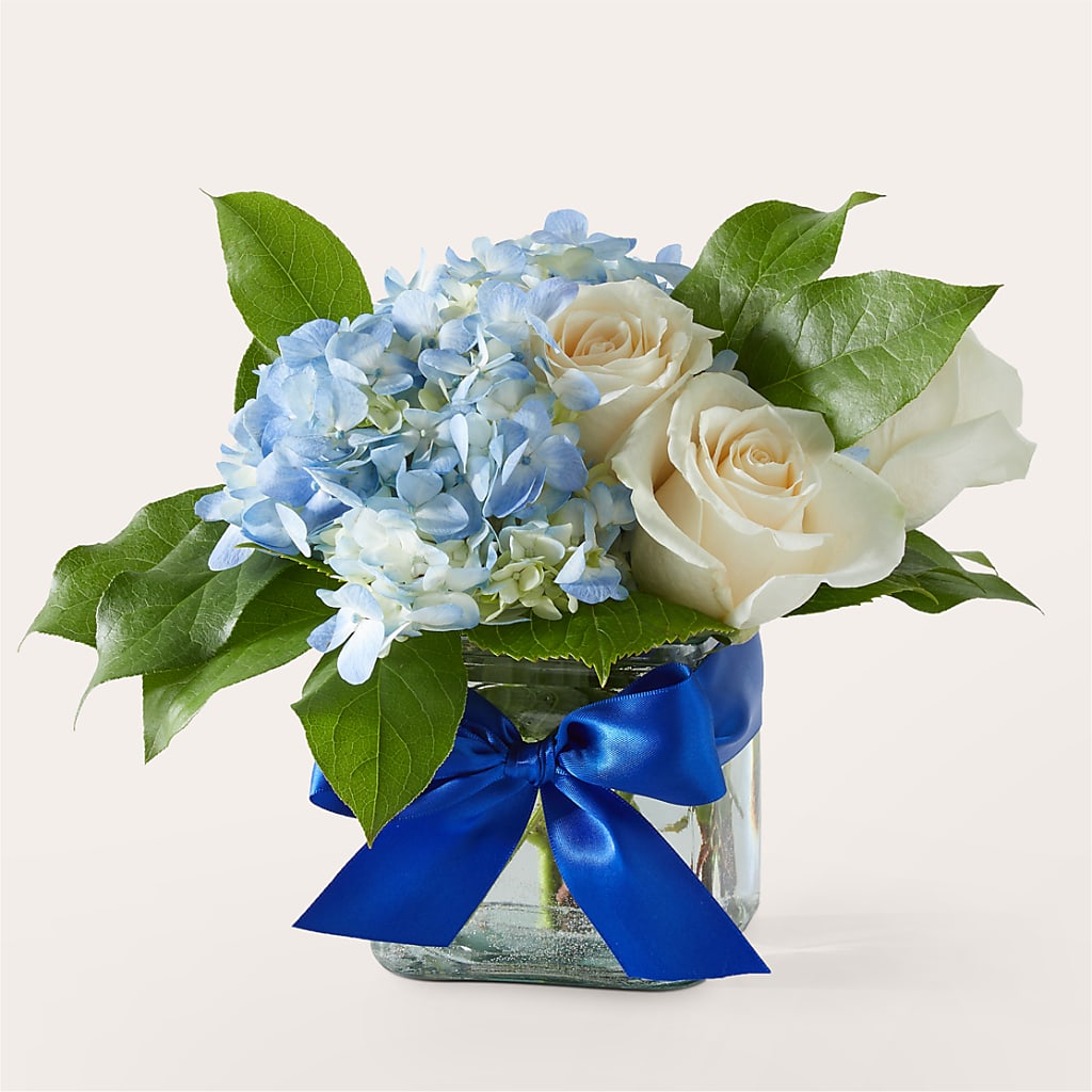 Sky Blue Delight Bouquet – East End Flowers And Gifts Inc, Hensley AR