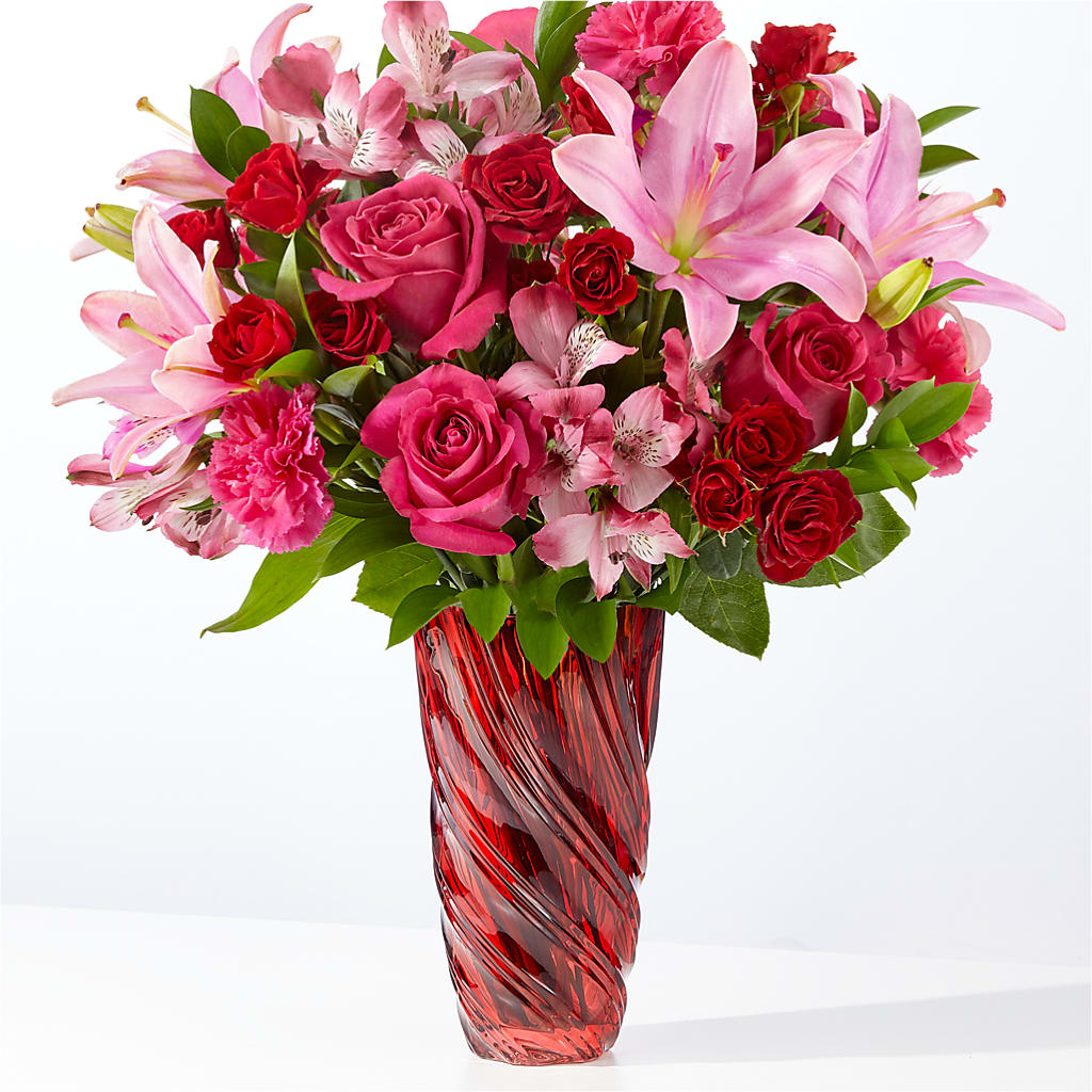 In Love Bouquet with Luxe Swirl Vase – East End Flowers And Gifts Inc, Hensley AR