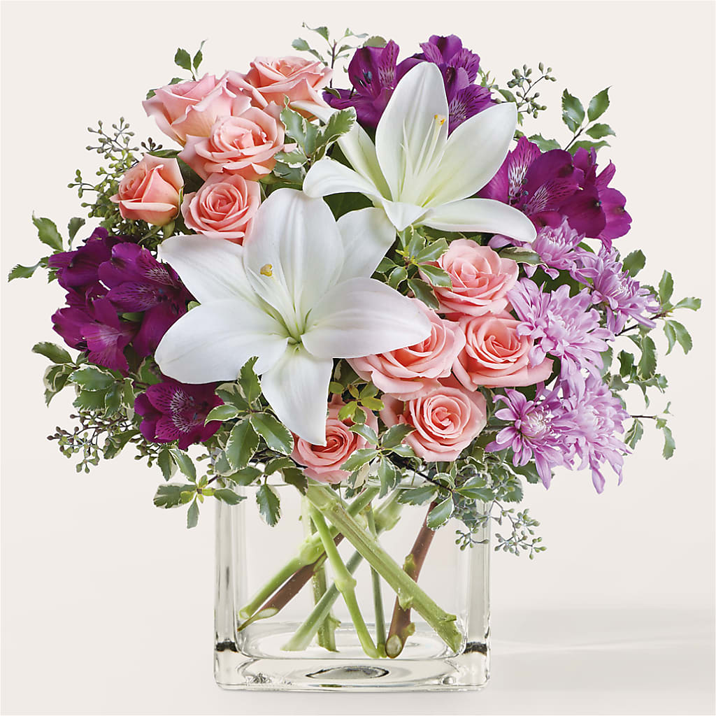 Mani Pedi Bouquet – East End Flowers And Gifts Inc, Hensley AR