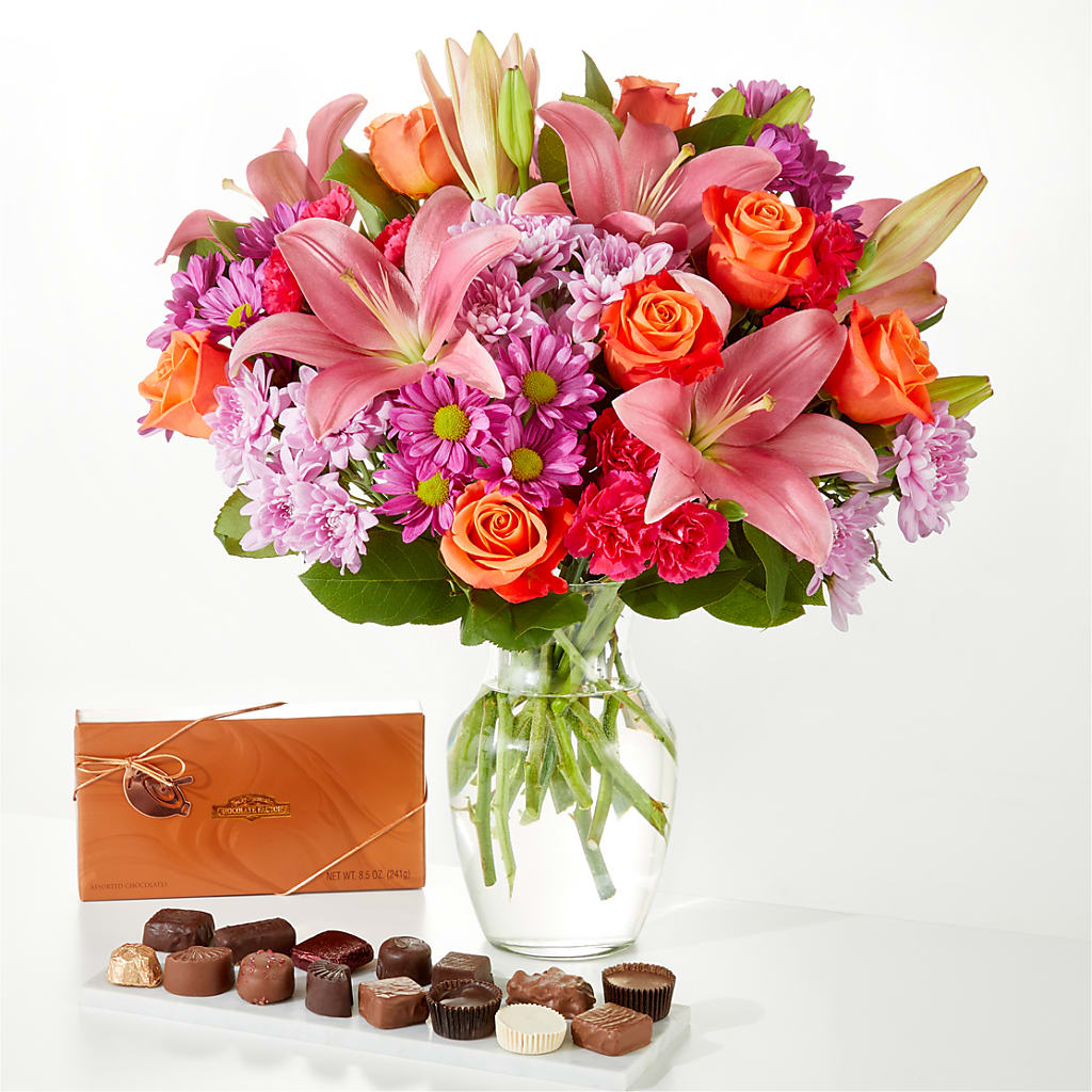 One and Only Bouquet and Chocolate Bundle – East End Flowers And Gifts Inc, Hensley AR
