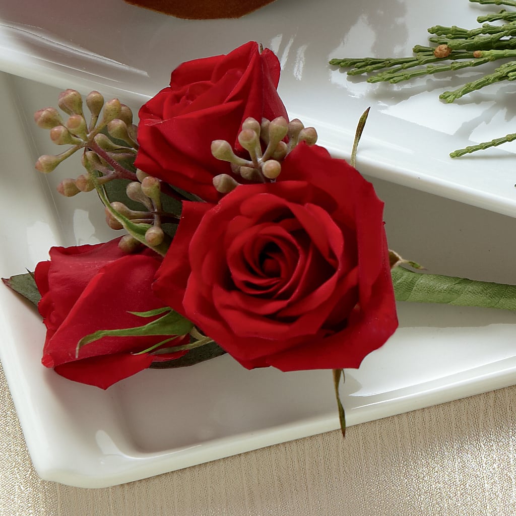 Red Spray Rose Boutonniere – East End Flowers And Gifts Inc, Hensley AR