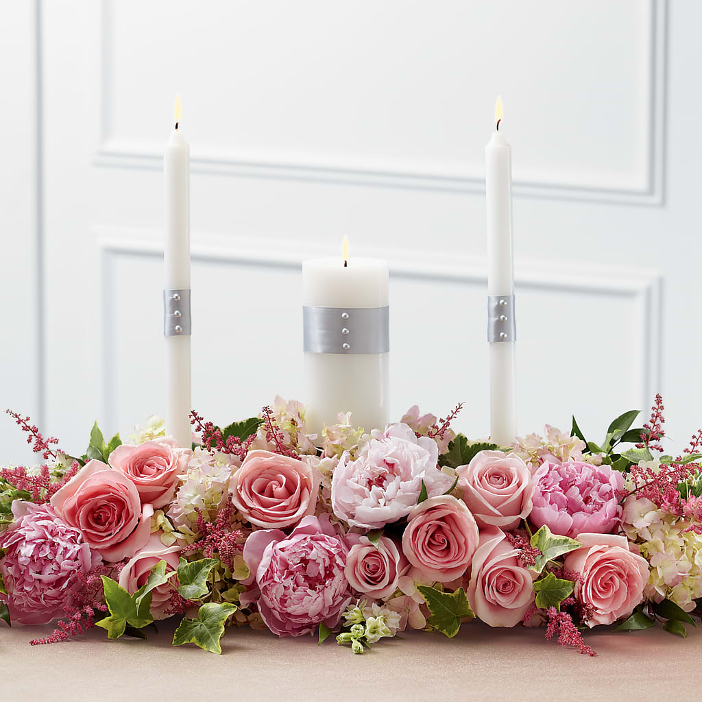 Worldwide Romance Unity Candle Arrangement – East End Flowers And Gifts Inc, Hensley AR