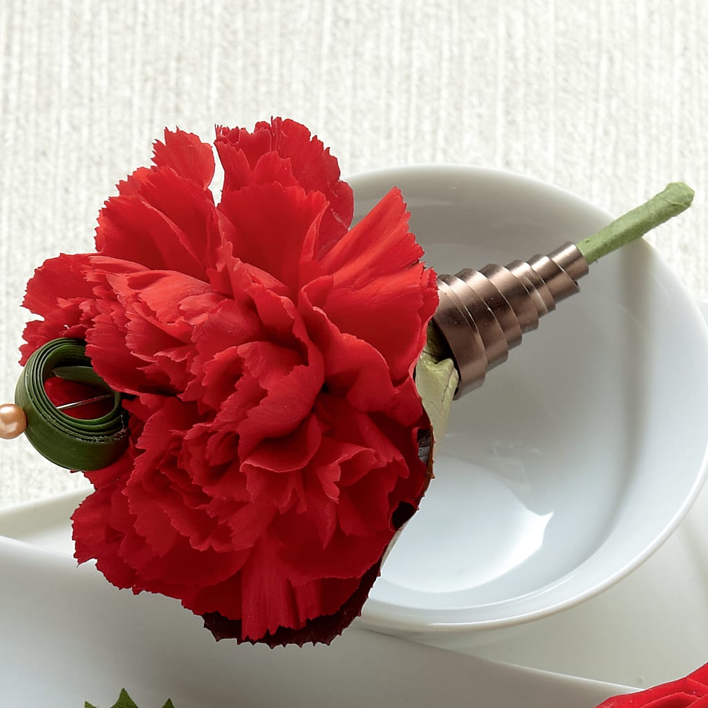 Red Carnation Boutonniere – East End Flowers And Gifts Inc, Hensley AR