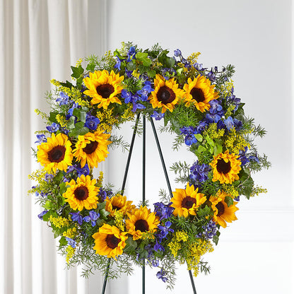 Bright Rays Wreath –  East End Flowers And Gifts Inc, Hensley AR