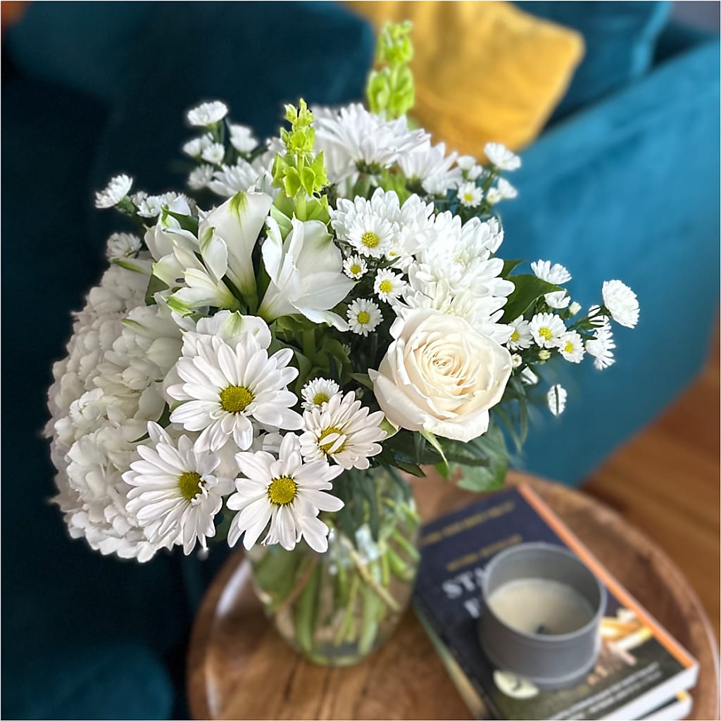Classic Ivory – A Florist Original –  East End Flowers And Gifts Inc, Hensley AR
