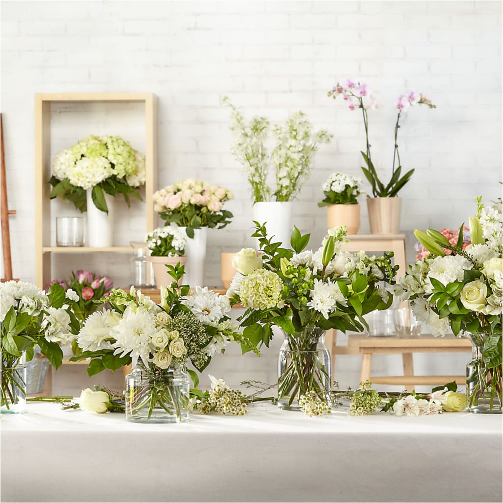 Classic Ivory – A Florist Original –  East End Flowers And Gifts Inc, Hensley AR
