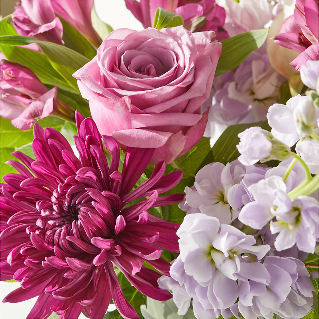 Amethyst Dreams Bouquet –  East End Flowers And Gifts Inc, Hensley AR