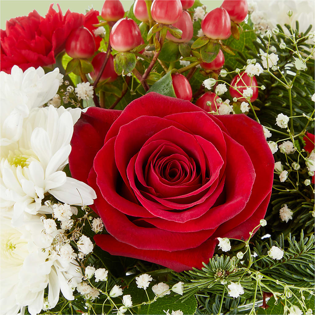 Chance of Flurries Bouquet –  East End Flowers And Gifts Inc, Hensley AR
