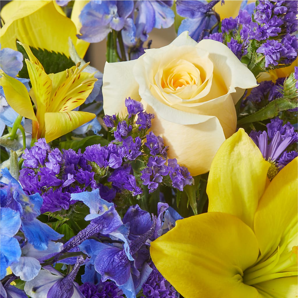 Limoncello Bouquet –  East End Flowers And Gifts Inc, Hensley AR