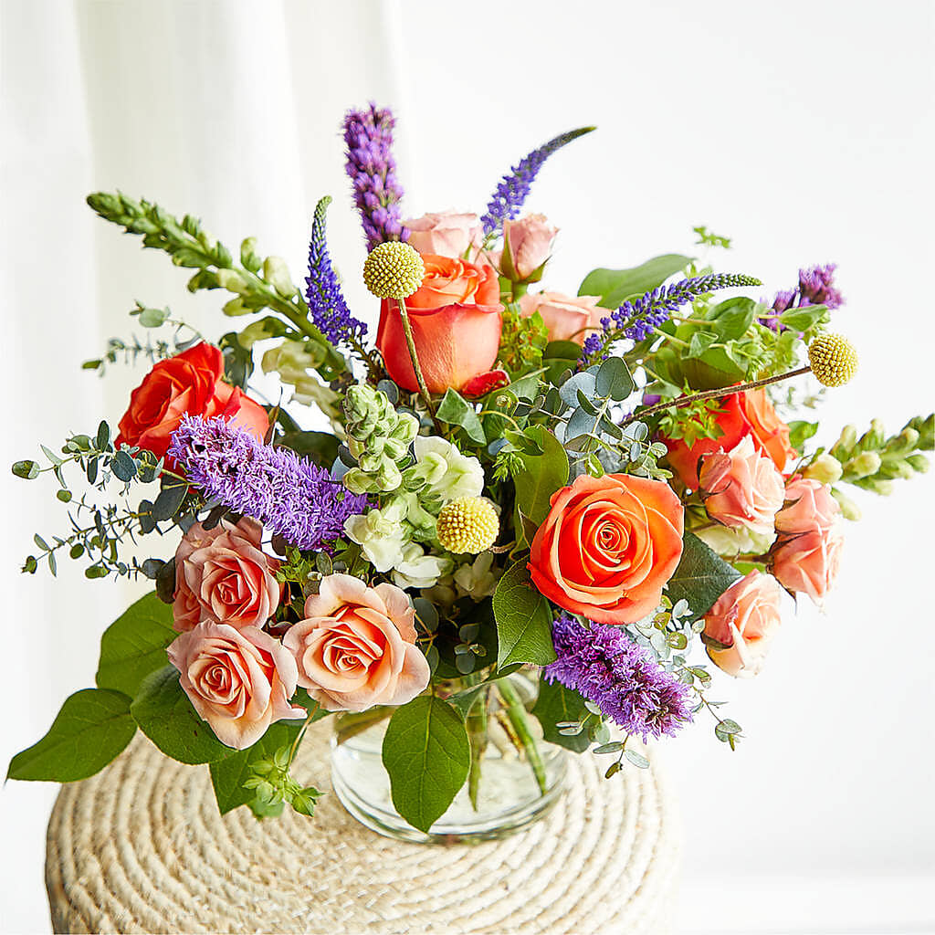 The Standout Bouquet –  East End Flowers And Gifts Inc, Hensley AR
