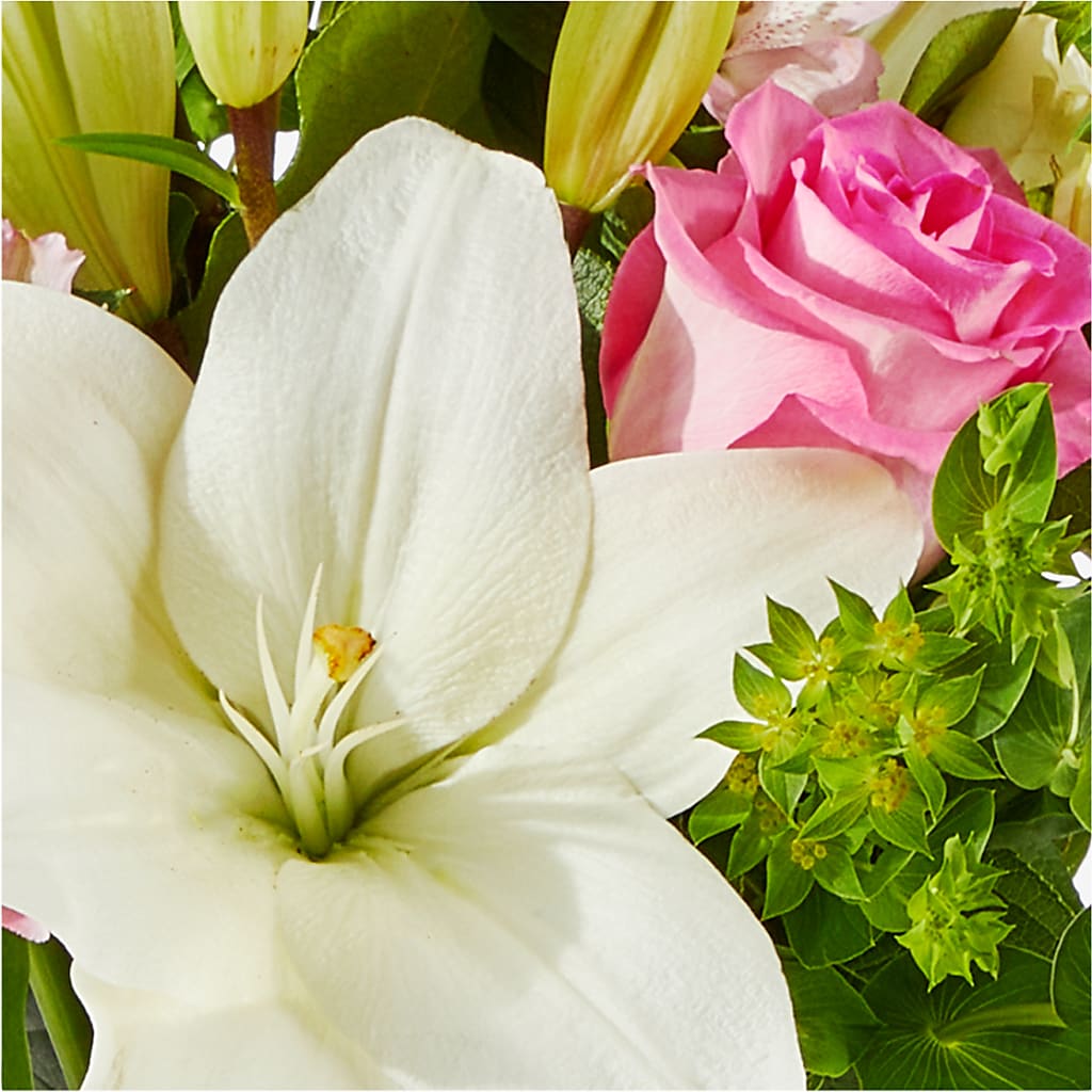 Fondly Bouquet –  East End Flowers And Gifts Inc, Hensley AR