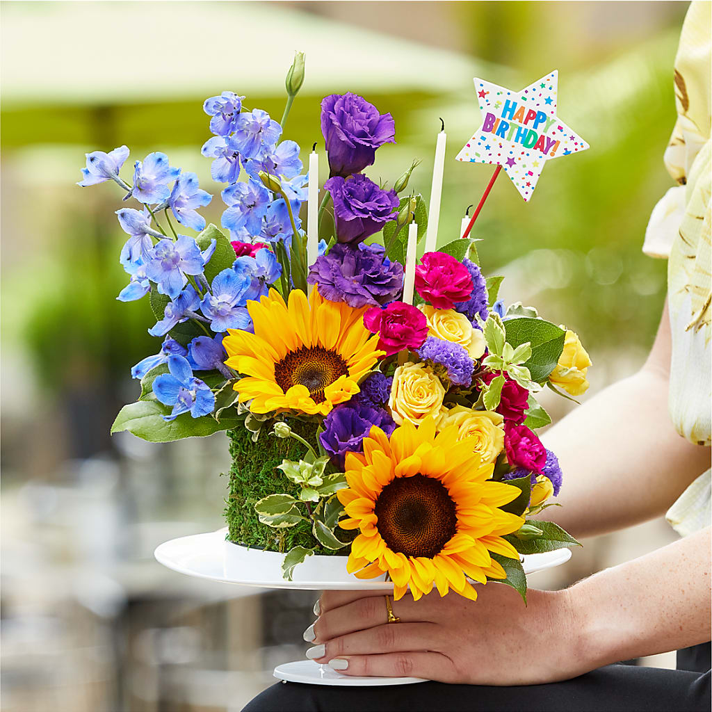 Star of the Day Floral Cake –  East End Flowers And Gifts Inc, Hensley AR